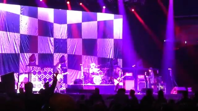 Cheap Trick (19)
