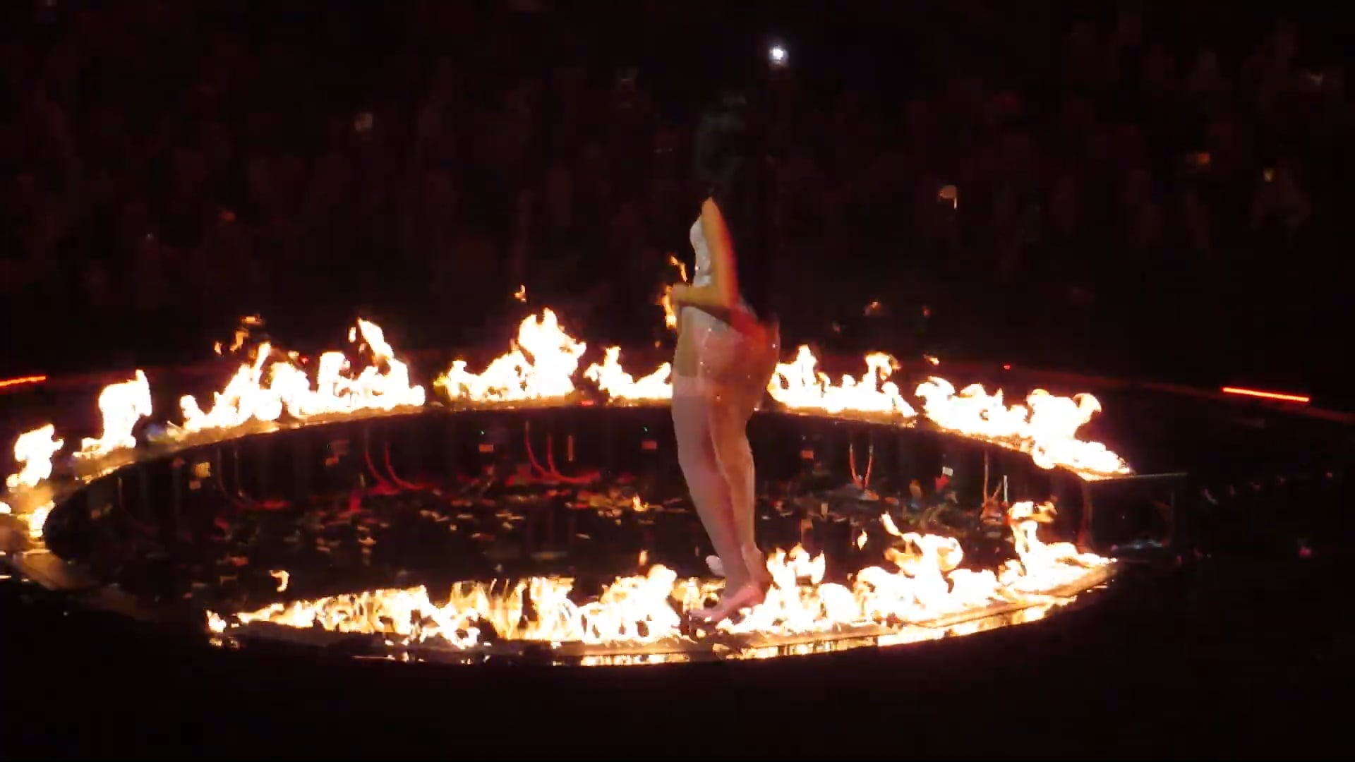 Dua Lipa – Climate Pledge Arena – October 2025 (9)
