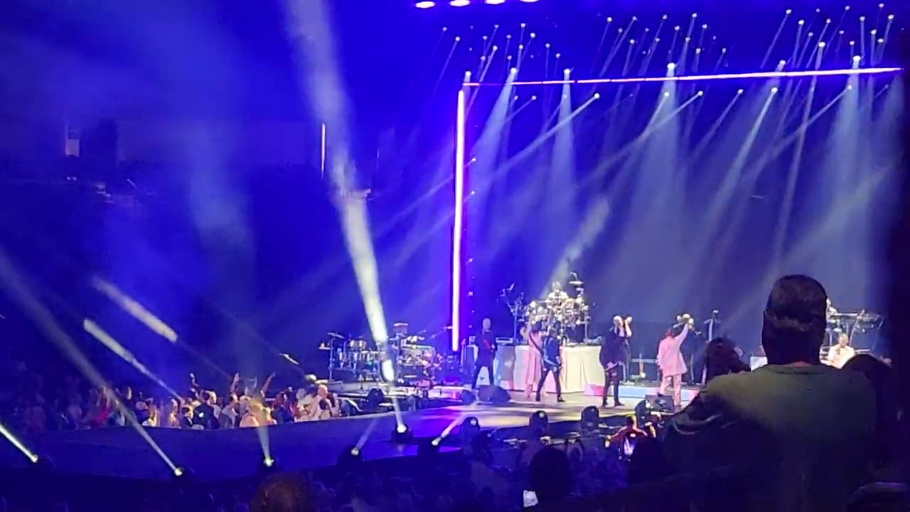 earth wind and fire (2)
