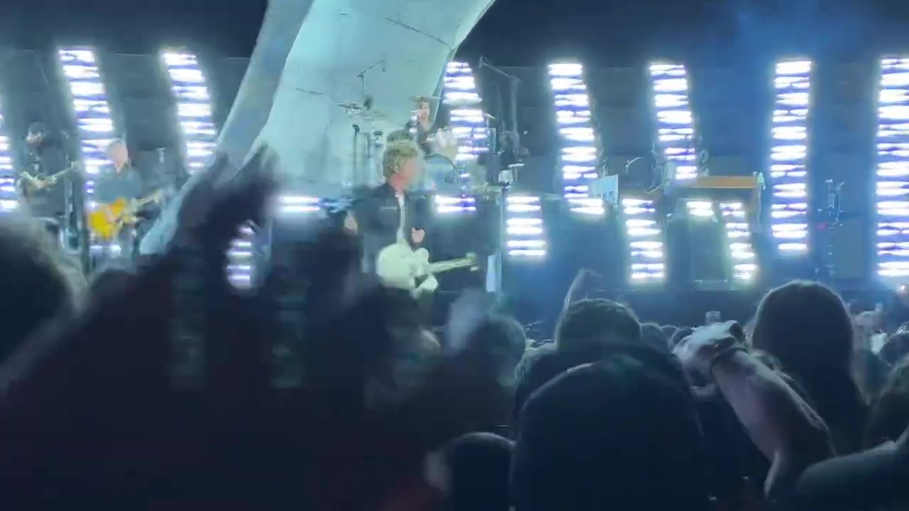 Green-Day-Basket-Case-Coachella-2025-5
