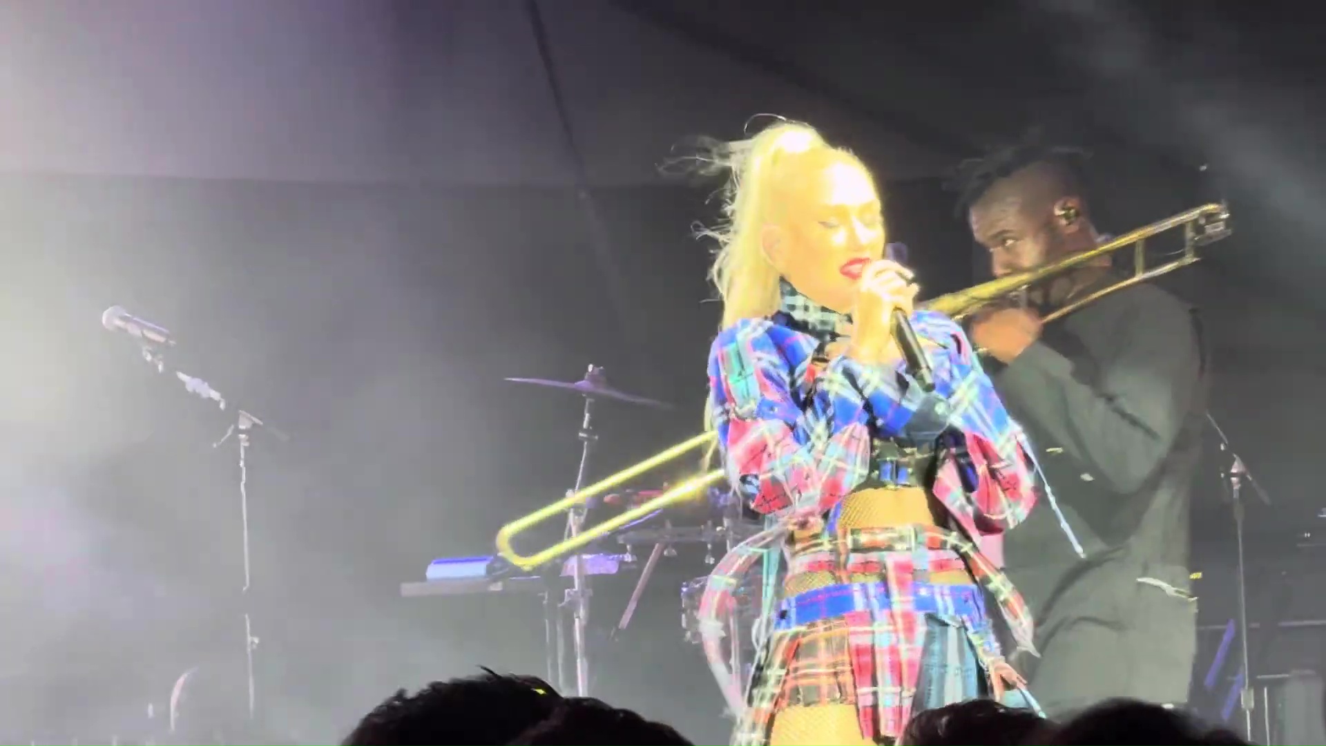 Gwen-Stefani-Old-Westbury-Gardens-2024-8
