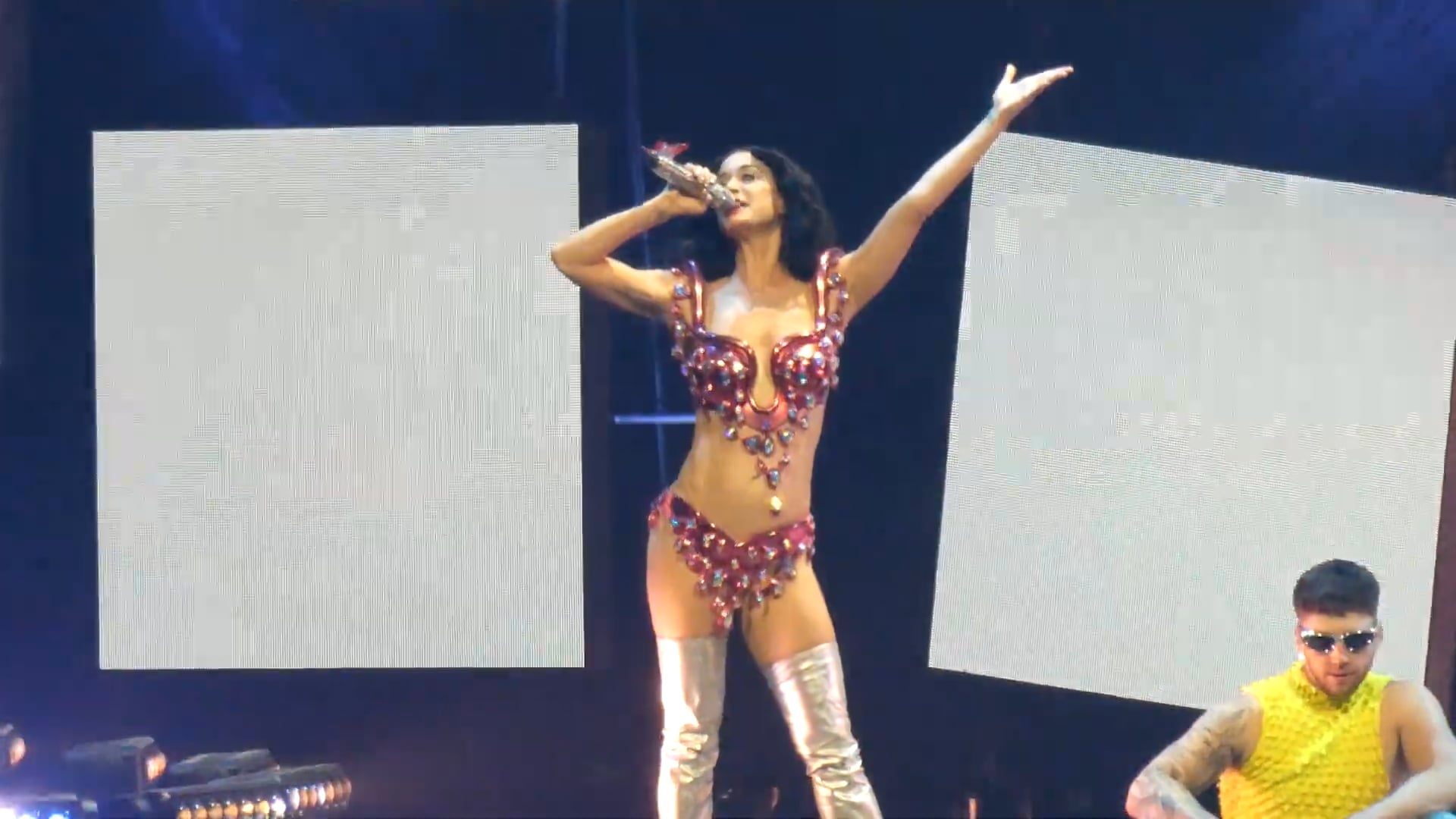 Katy Perry – Prudential Center, Newark, NJ – 2025 (6)
