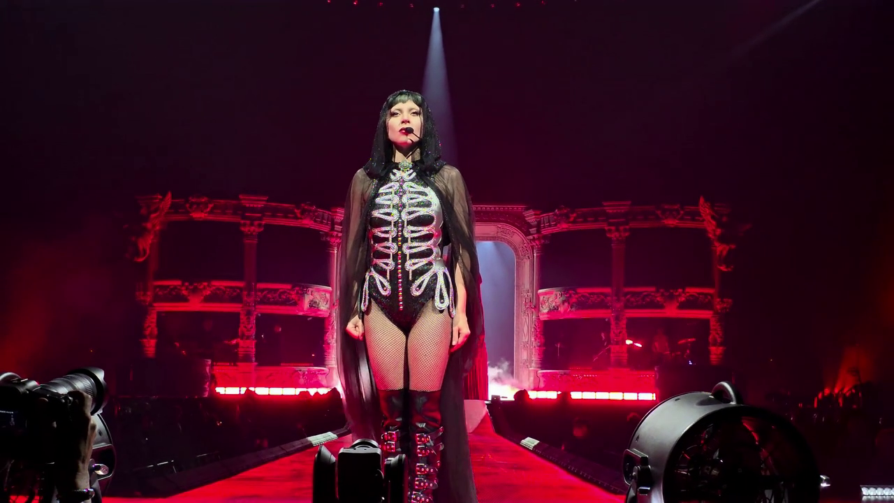 Lady Gaga Vegas 2025 (10)
