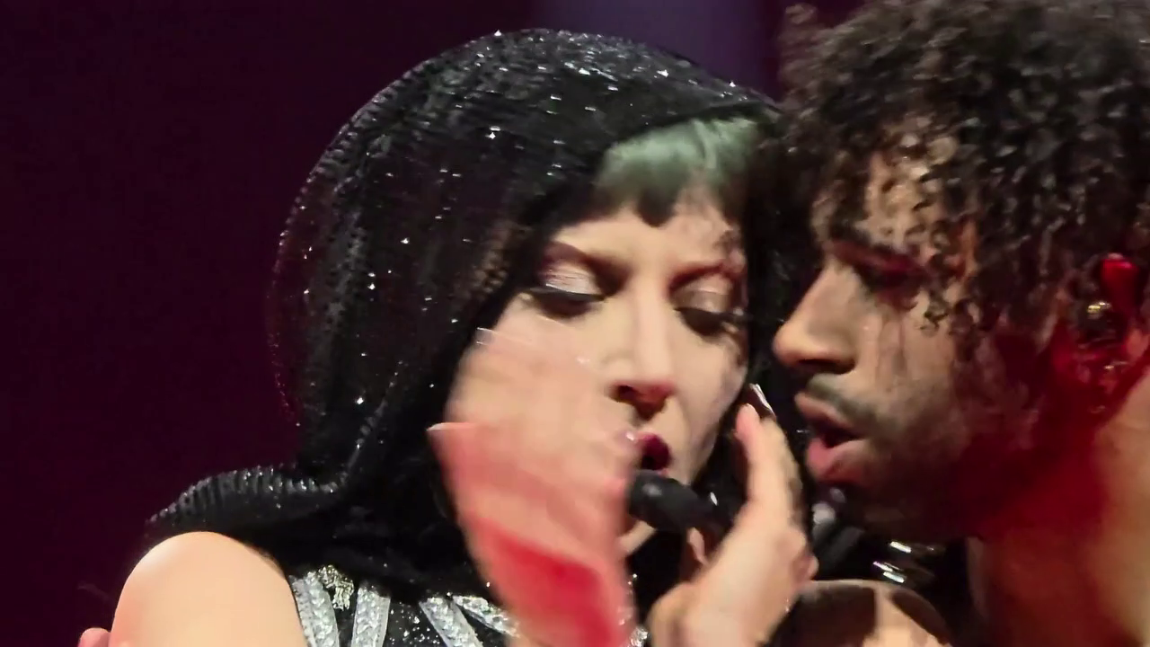 Lady Gaga Vegas 2025 (11)
