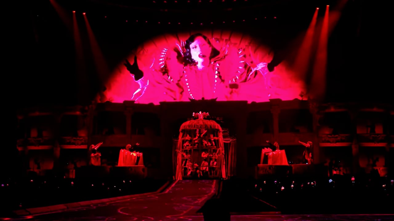 Lady Gaga Vegas 2025 (6)
