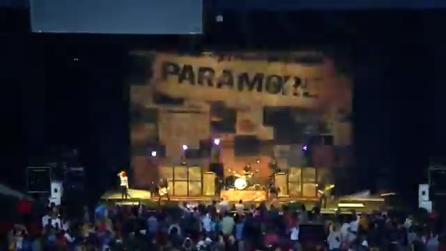 Paramore_28829

