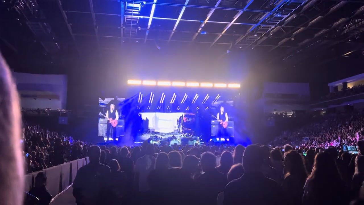 Paul McCartney at Acrisure Arena 2025 (19)
