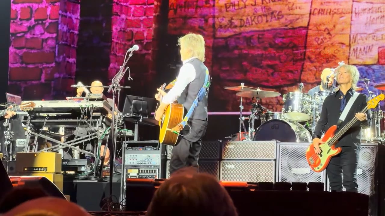 Paul McCartney at Acrisure Arena 2025 (23)
