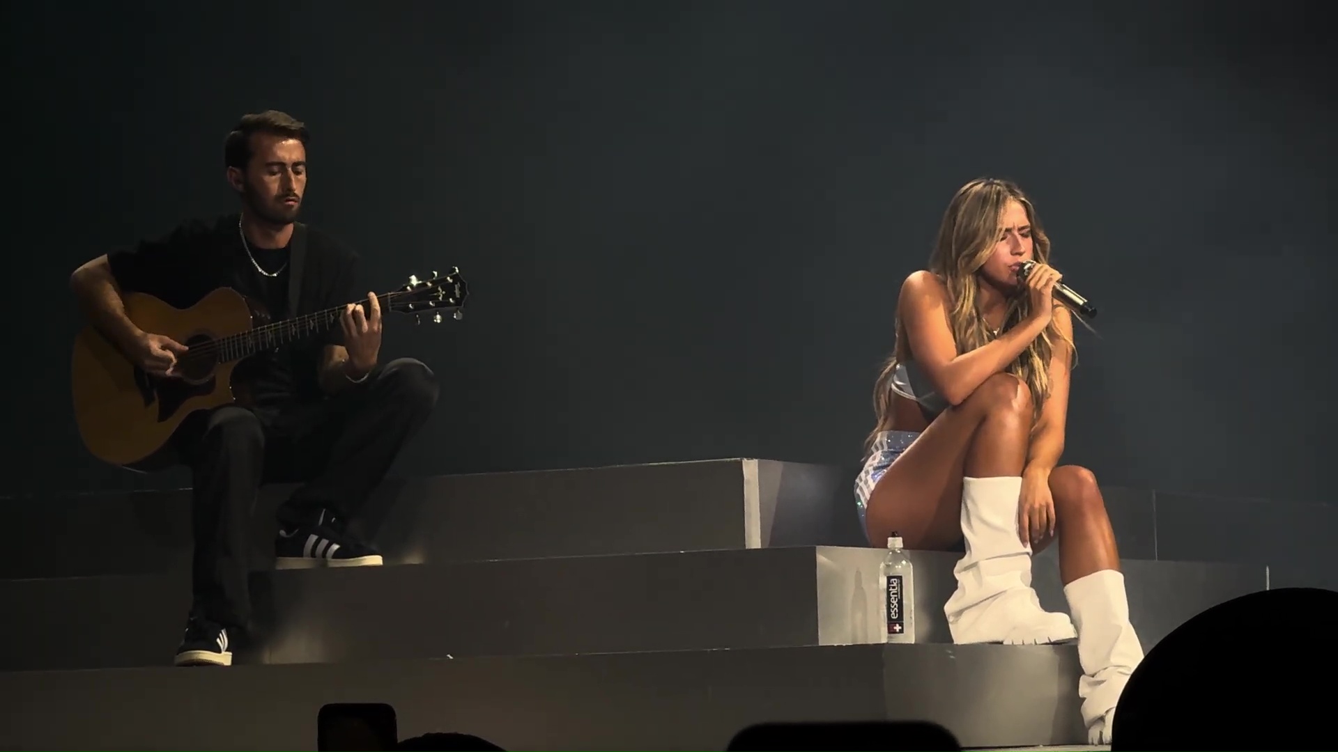 Tate-McRae-Toronto-2024-6
