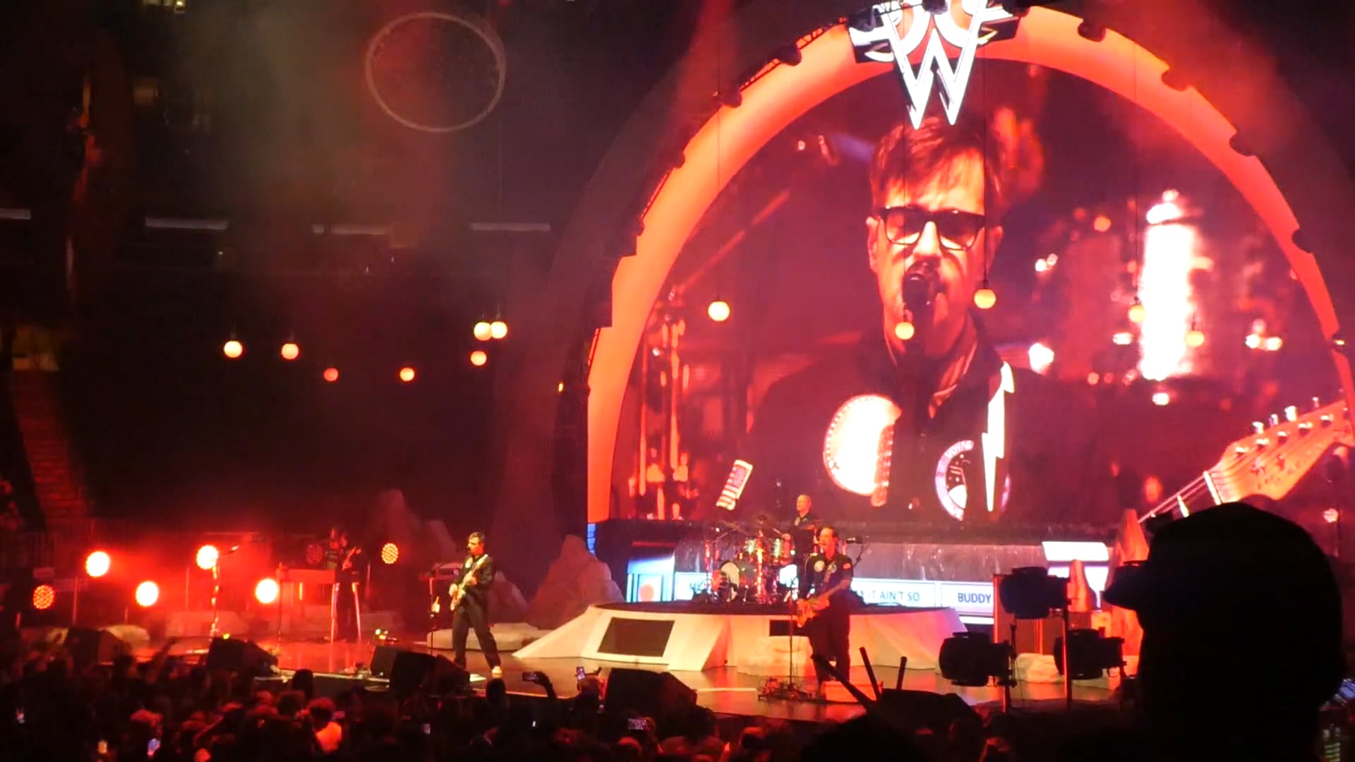 Weezer-Chicago-2024-11
