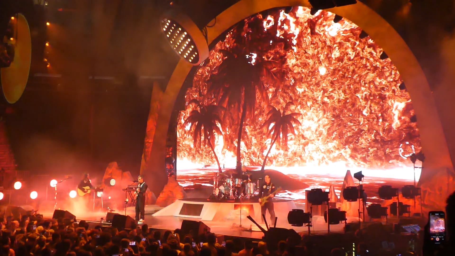 Weezer-Chicago-2024-6
