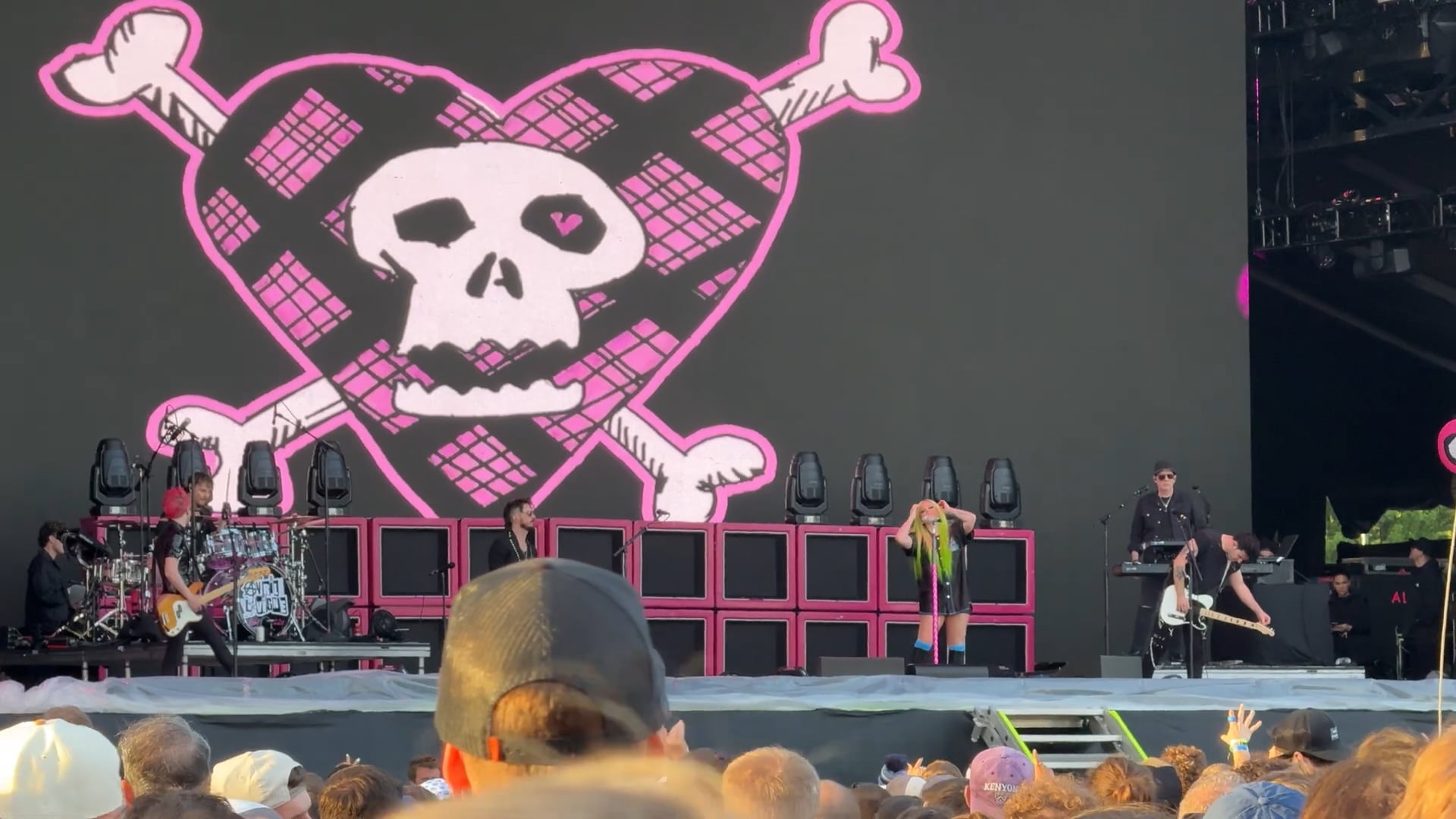 Avril-Lavigne-Boston-Calling-2025-3
