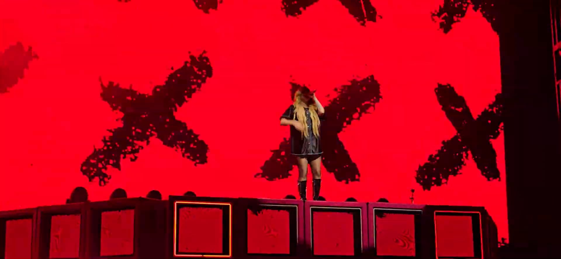 Avril-Lavigne-MSG-2025-1
