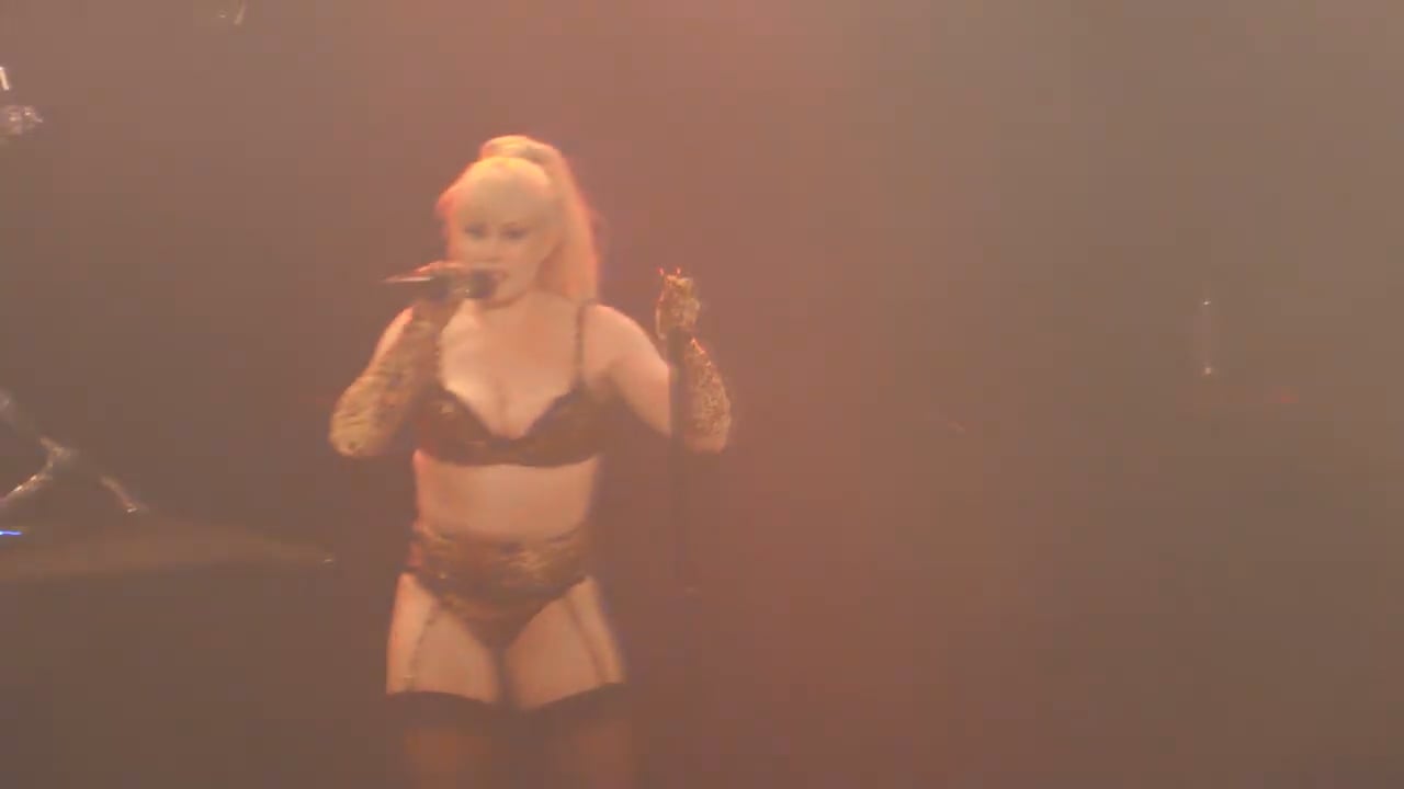 Slayyyter-Toronto-2023-9
