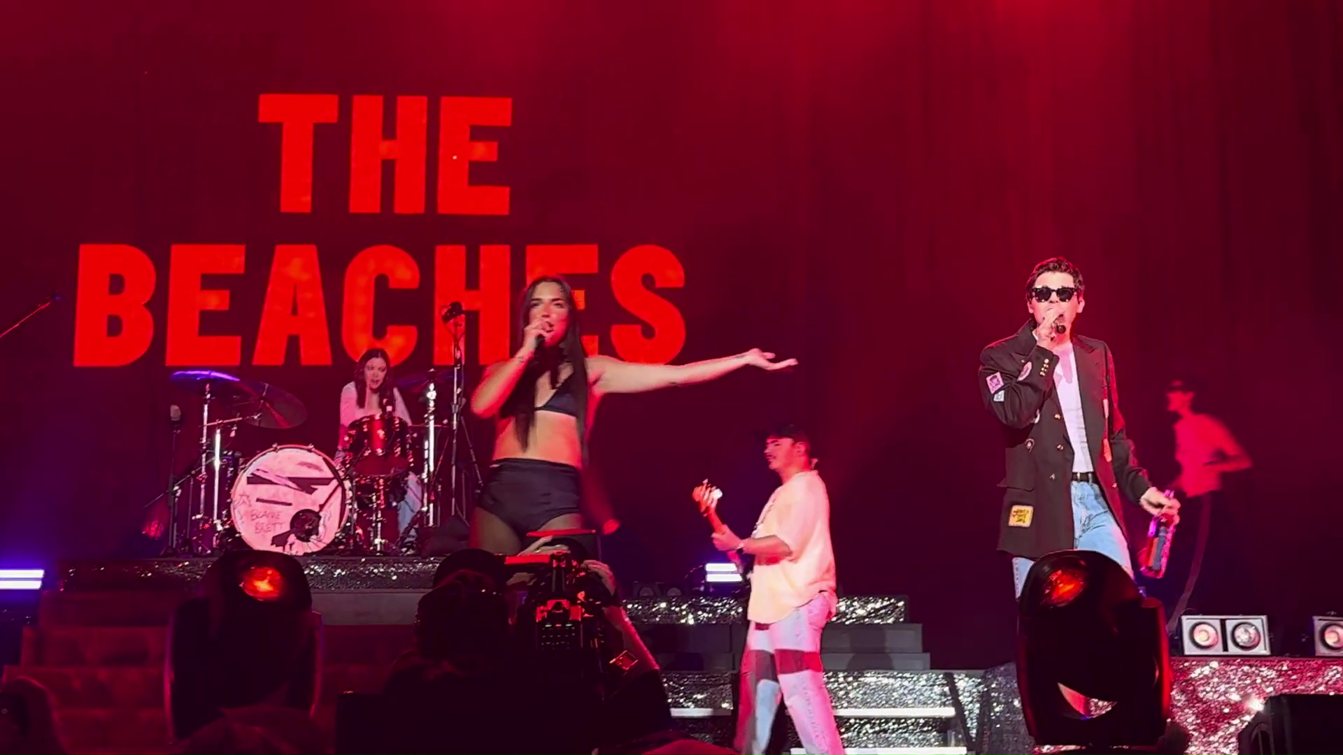 The-Beaches-Toronto-2024-18
