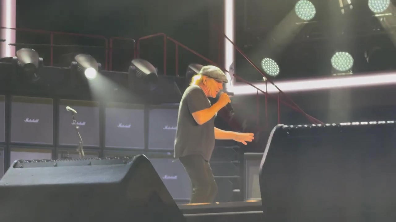 AC_DC-Rose-Bowl-2025-14
