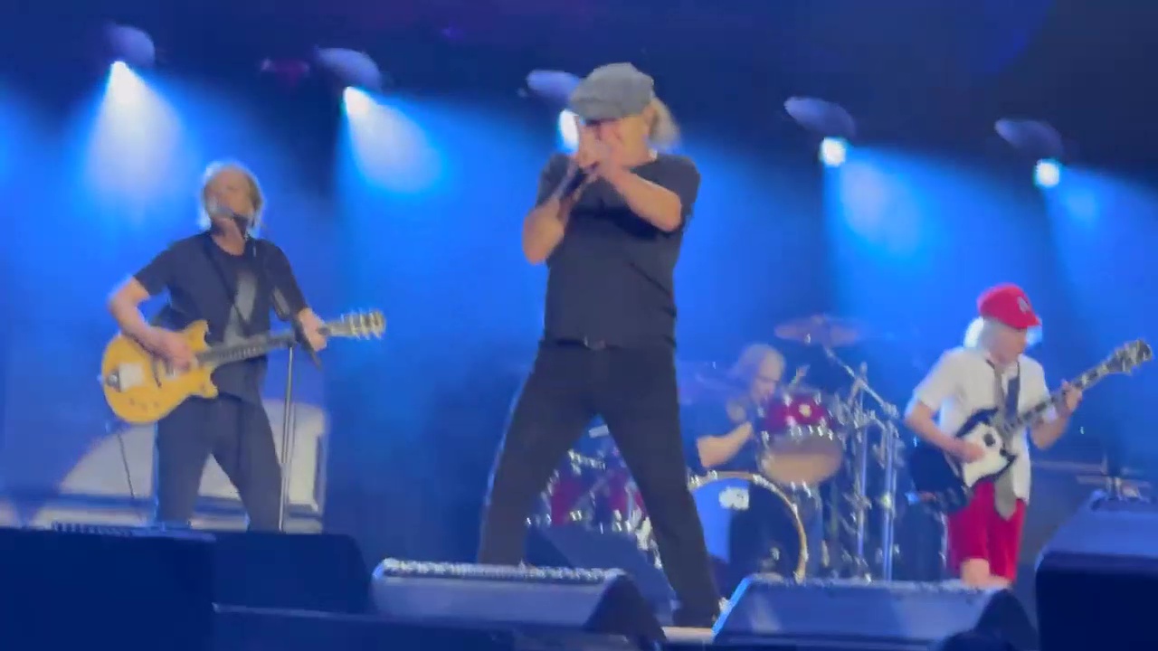 AC_DC-Rose-Bowl-2025-62
