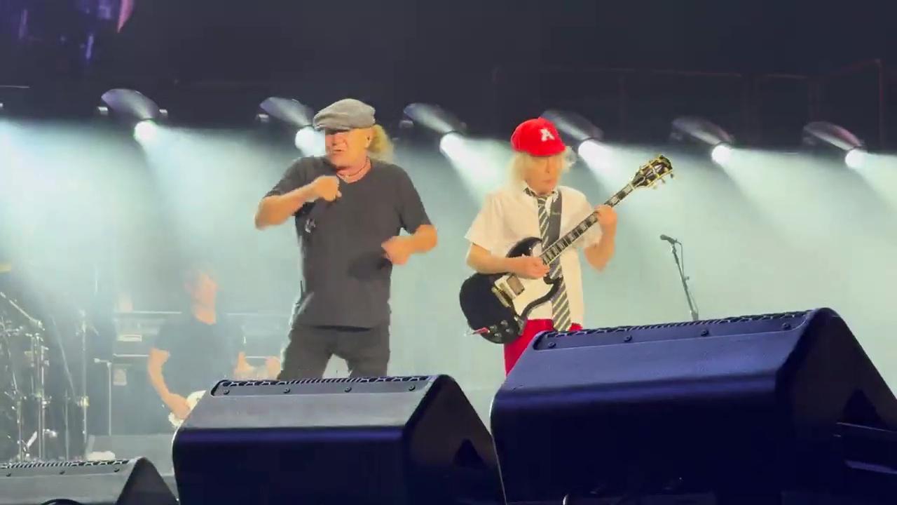 AC_DC-Rose-Bowl-2025-71
