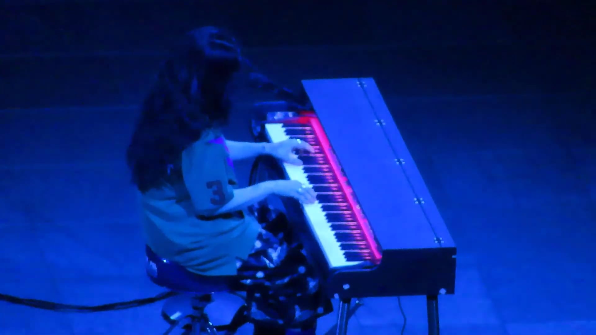 Billie Eilish – Kia Center – October 2025 (10)
