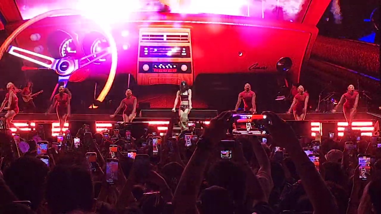 Jennie-Coachella-2025-18
