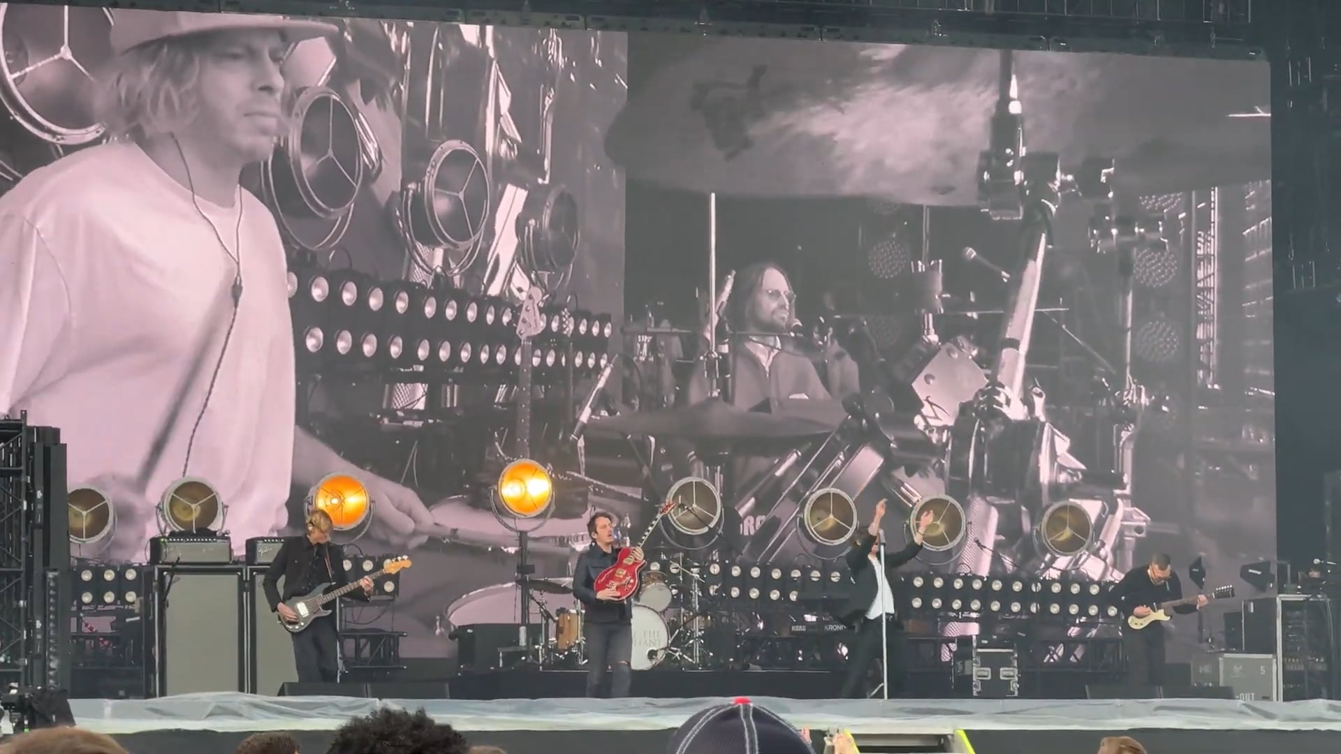 Cage-The-Elephant-Boston-Calling-5
